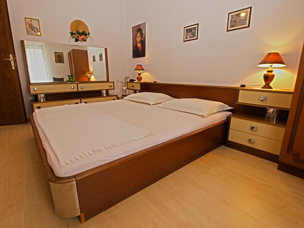 Apartment Banjole 417 Bagian luar foto